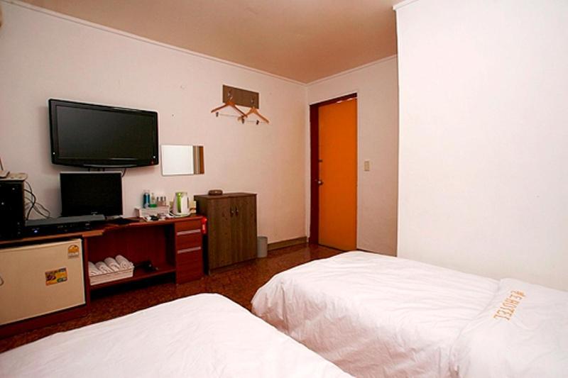 Jongno Bando Hotel Сеул Номер фото